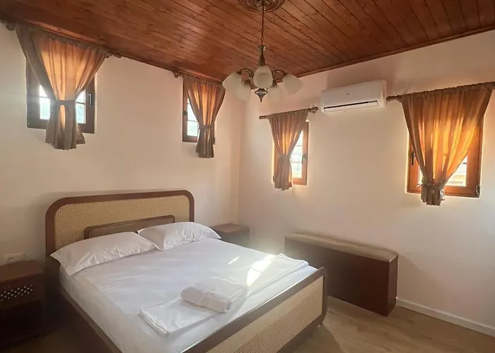 Xha Llukani 3* Berat