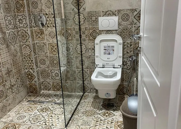 Konukevi Xha Llukani 3*