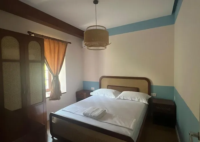 Affittacamere Xha Llukani 3*