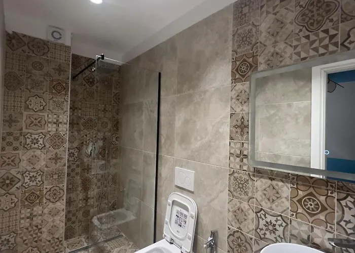 Xha Llukani 3*